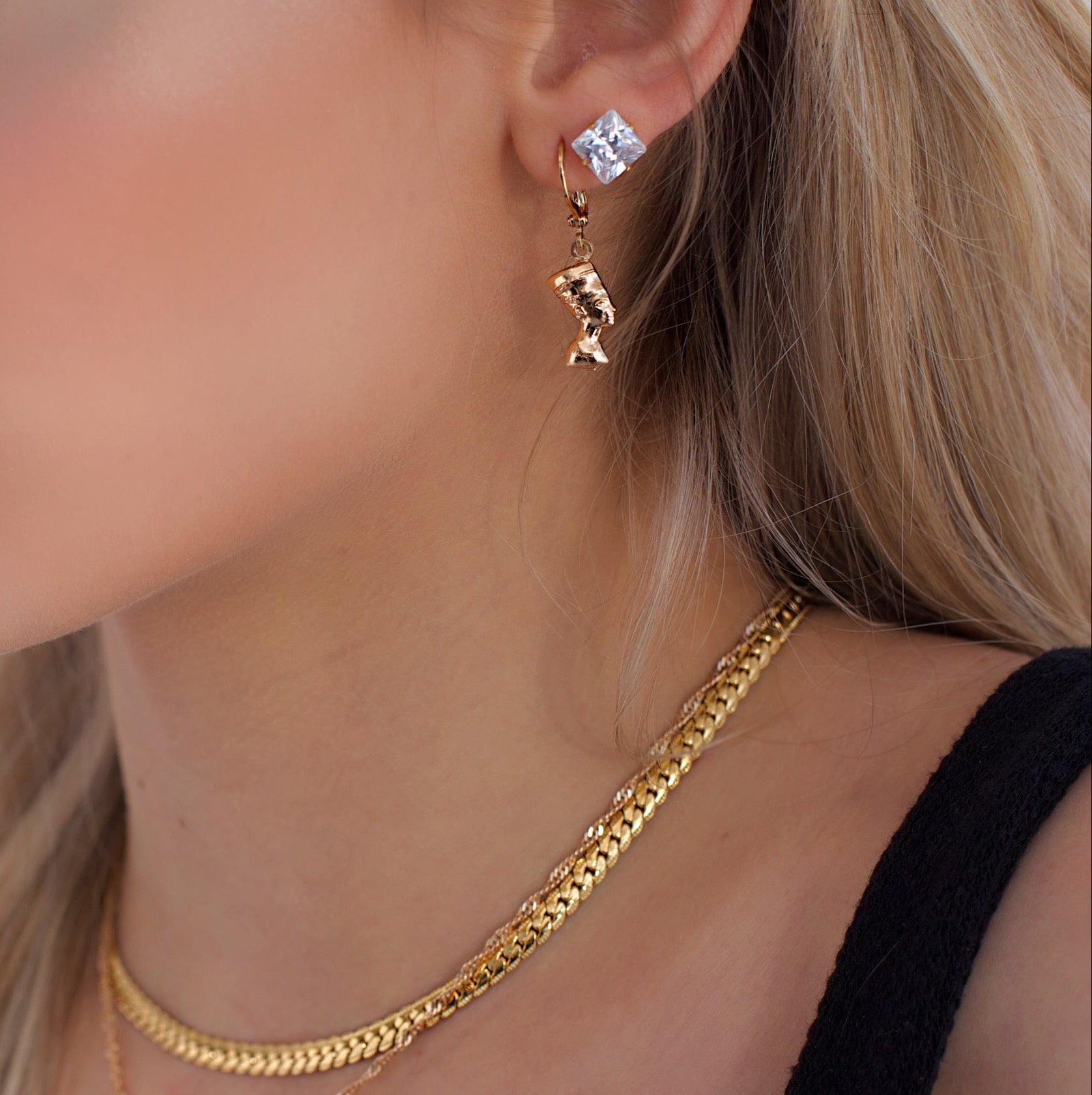 Crystal square studs